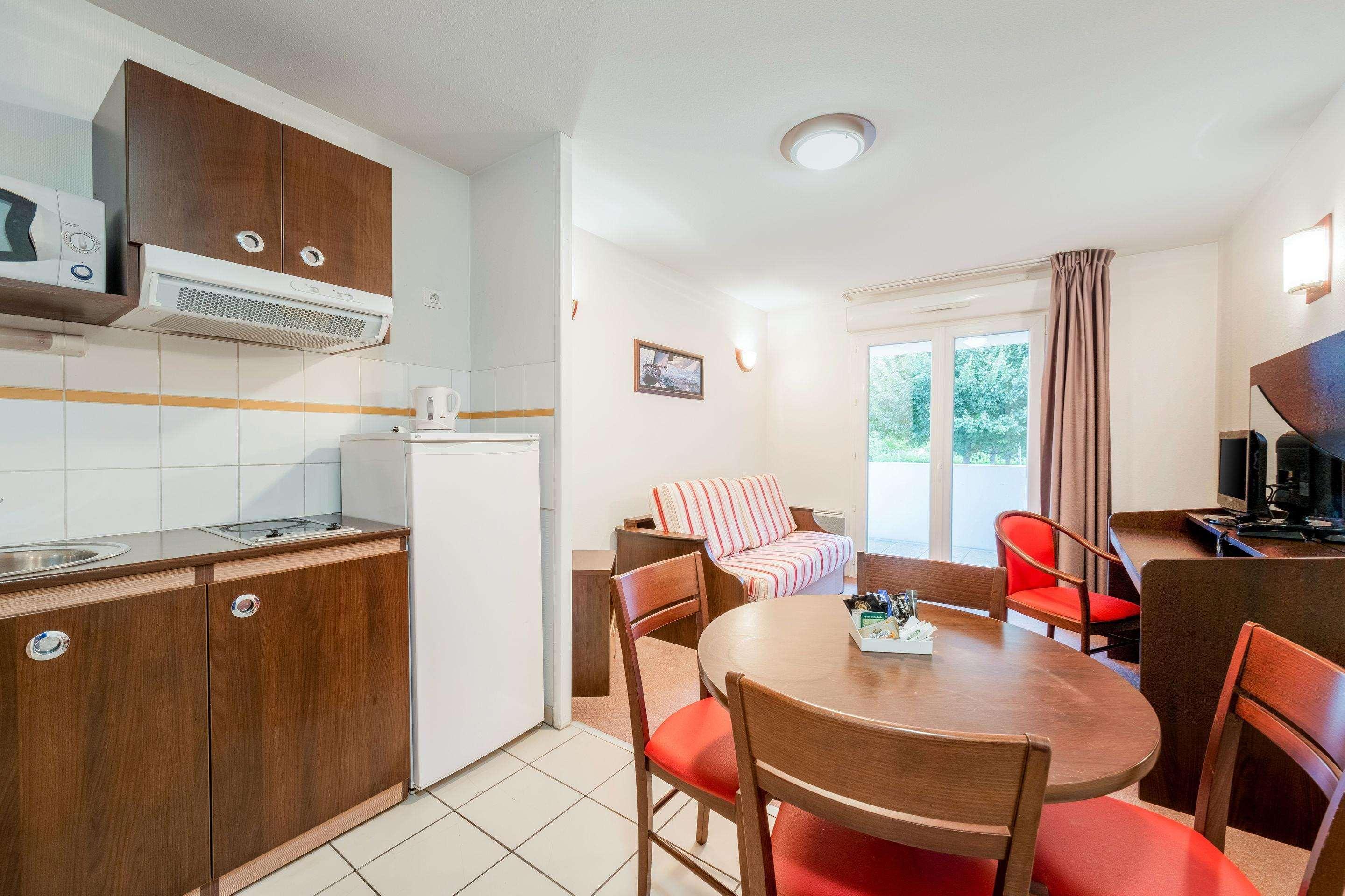 Comfort Suites Pau Idron Exteriér fotografie